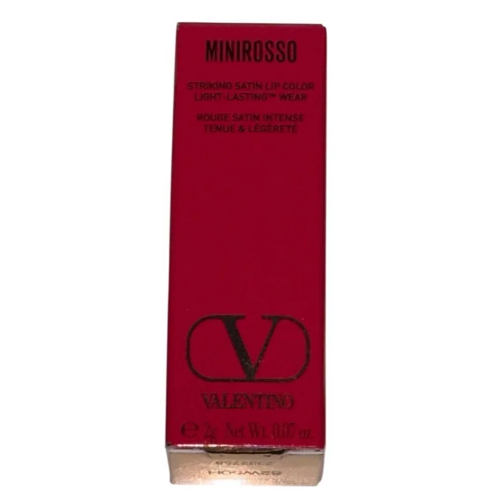 Valentino features color